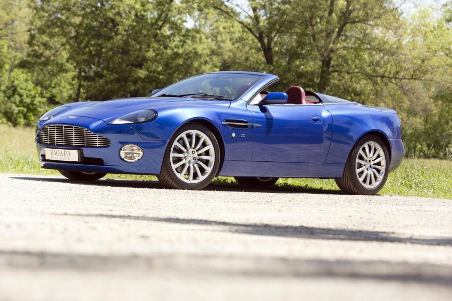  Aston Martin V12 Vanquish Roadster Zagato 2004 года  (фото 7 из 24)